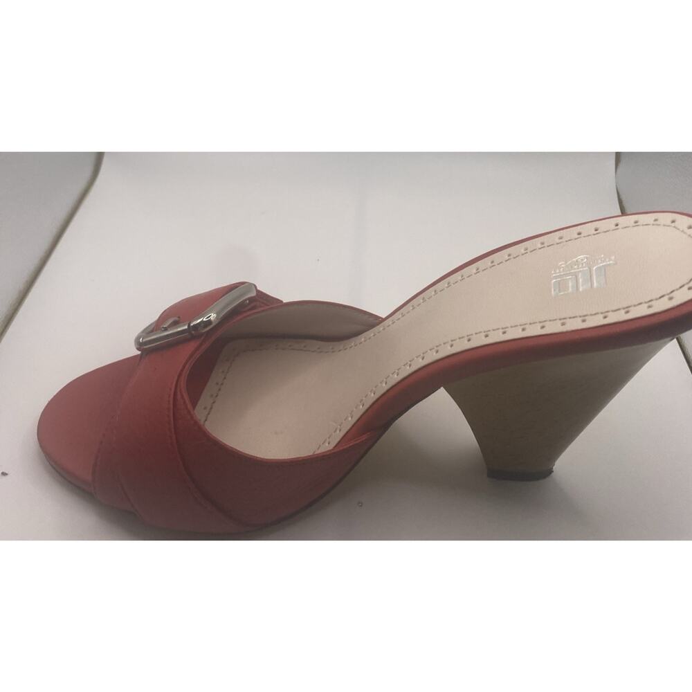 Jennifer Lopez JLO Red Leather Buckle Square Open Toe Slides - Size 8M - Picture 3 of 9